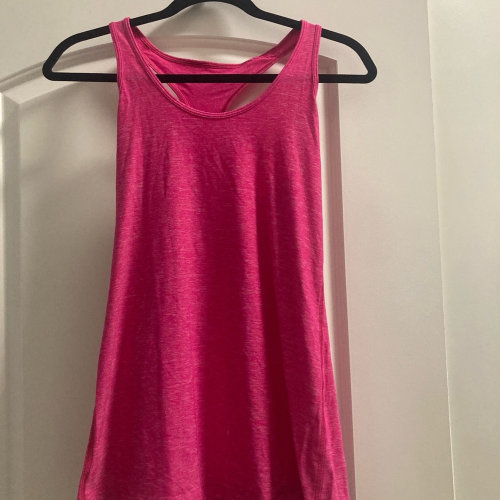 Lululemon tank